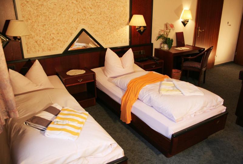 Familienhotel Zur Linde Panschwitz-Kuckau ห้อง รูปภาพ