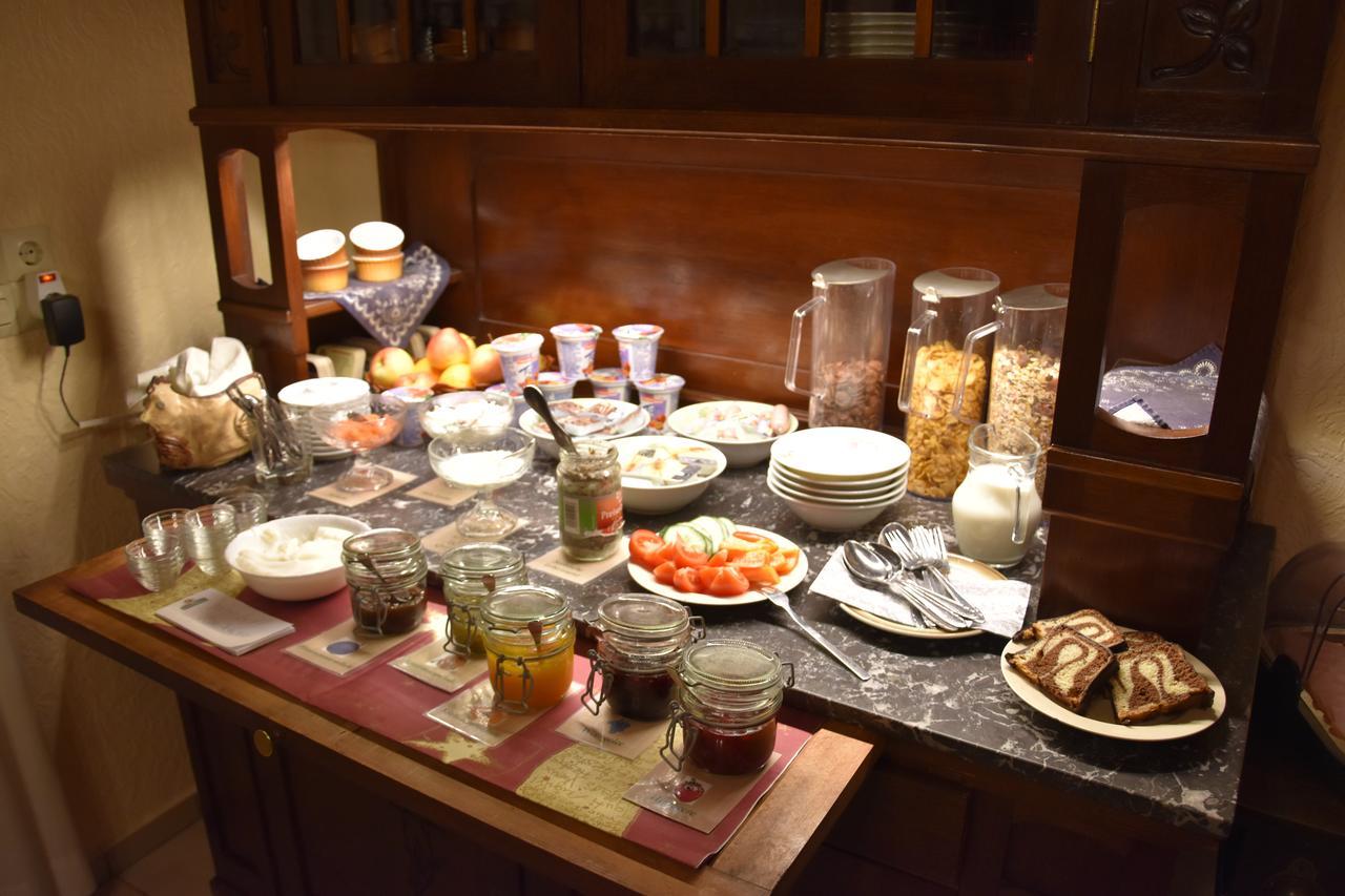 Familienhotel Zur Linde Panschwitz-Kuckau ภายนอก รูปภาพ