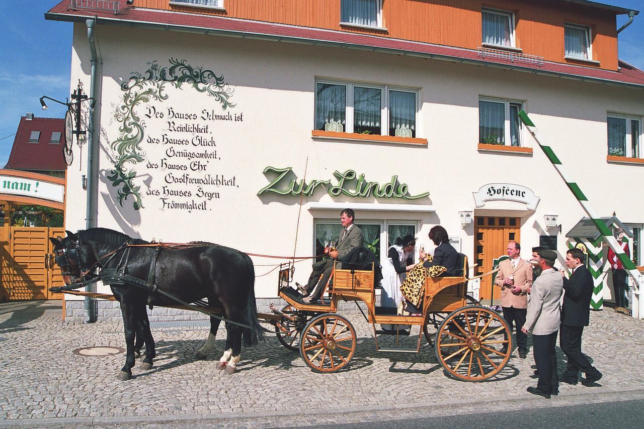 Familienhotel Zur Linde Panschwitz-Kuckau ภายนอก รูปภาพ